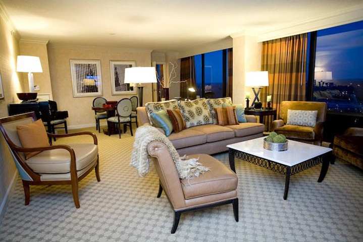 Doubletree By Hilton Hartford Downtown Hotell Exteriör bild