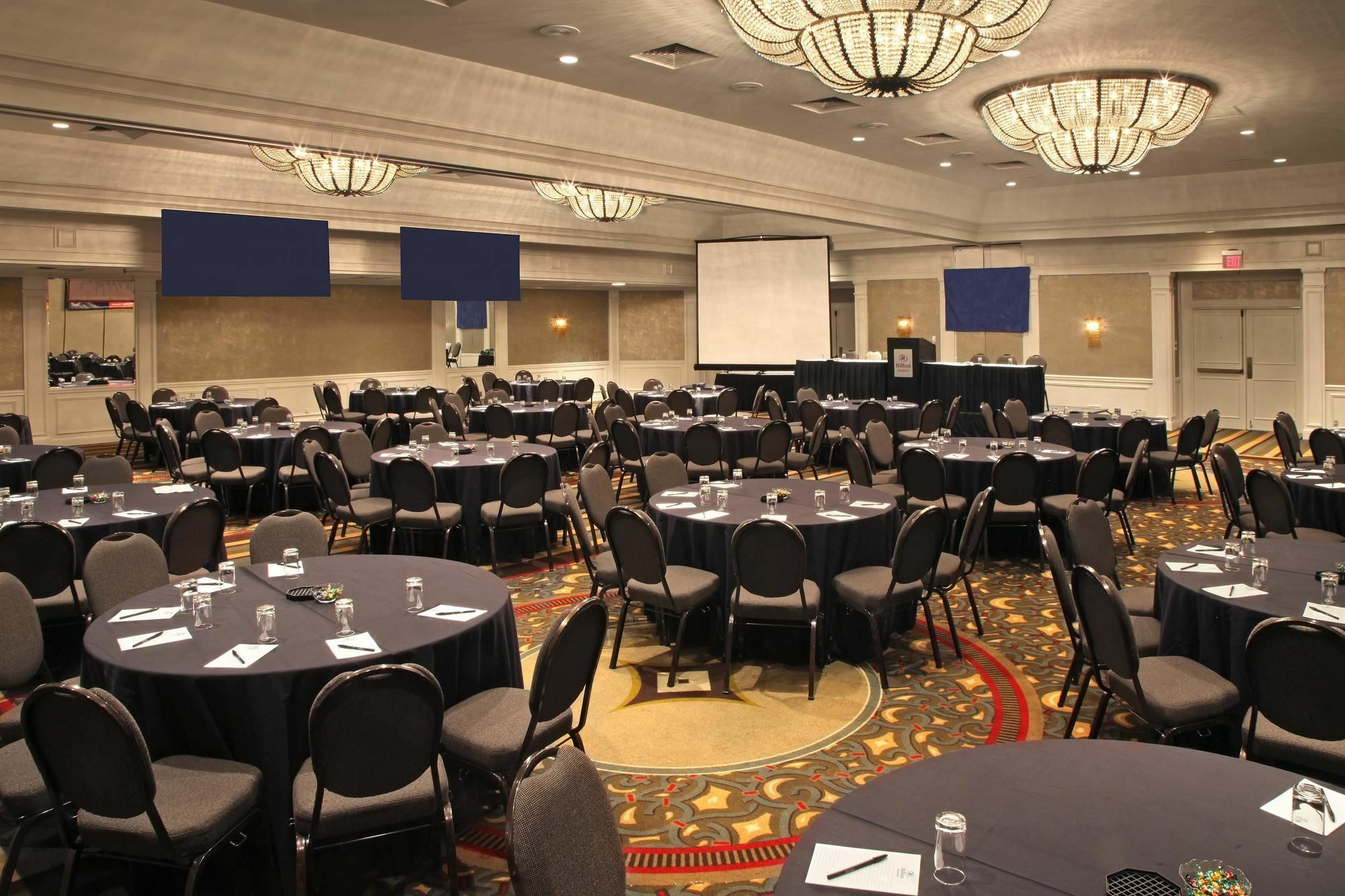 Doubletree By Hilton Hartford Downtown Hotell Bekvämligheter bild